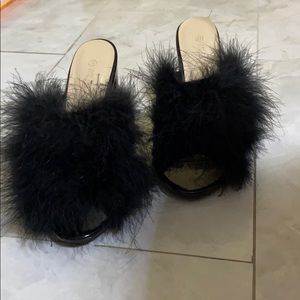 Fluffy feather heels